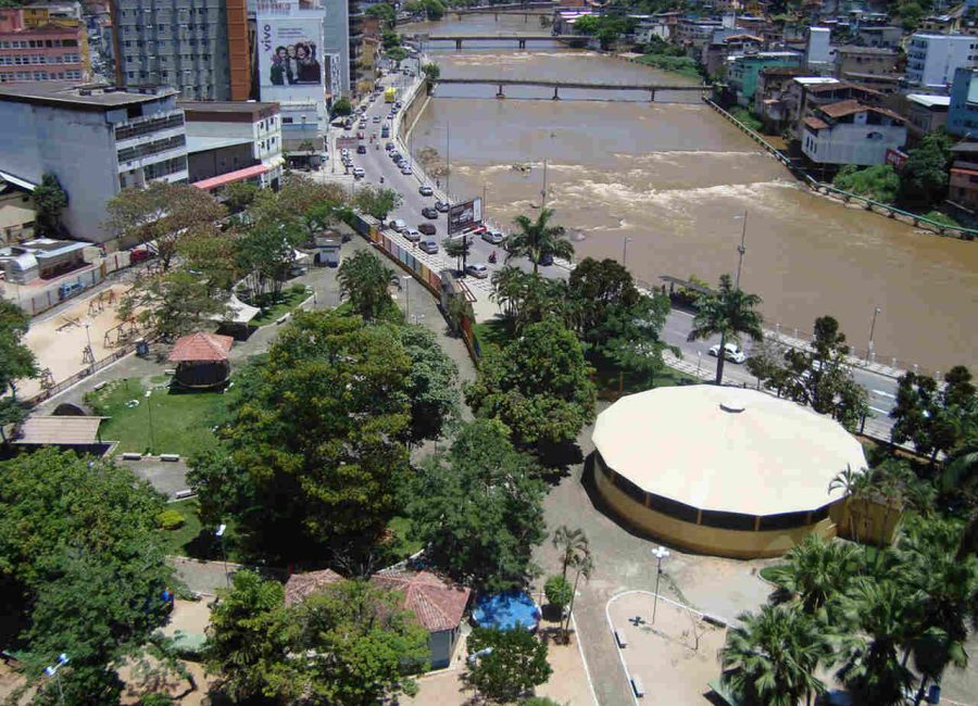Praça_de_Fátima,_Cachoeiro_de_Itapemirim_ES_Easy-Resize.com