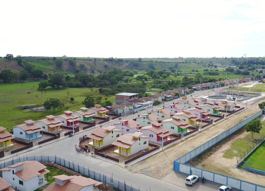 Casas entregues na localidade de Jaqueira