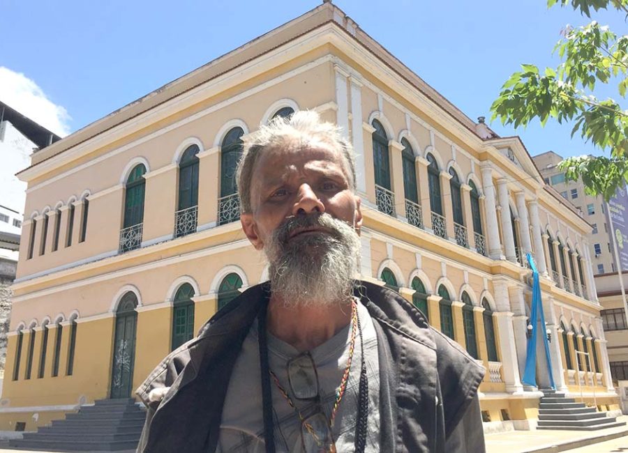 Uruba é artesão desde 1986 e expôs seus trabalhos no município por mais de 20 anos. 
 Foto: Leandro Moreira